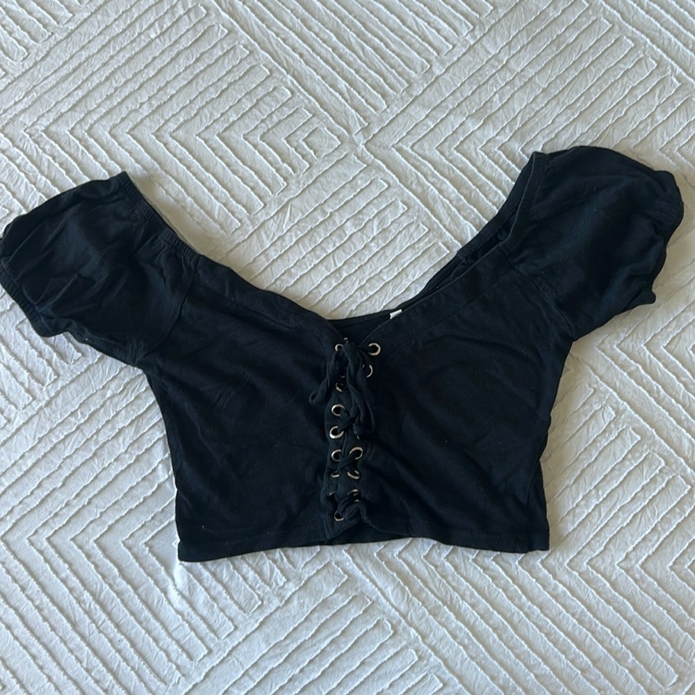 black pacsun crop top